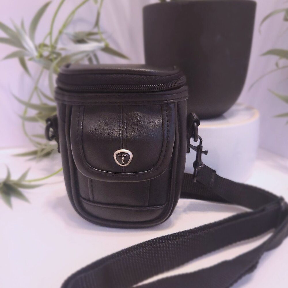 Icon Black Faux Leather Vintage Digital Camera Pouch - Picture 2 of 15